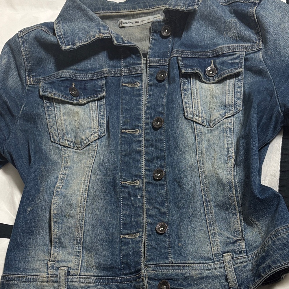 Stradivarius Faded Blue Jean Jacket - Picture 4 of 4